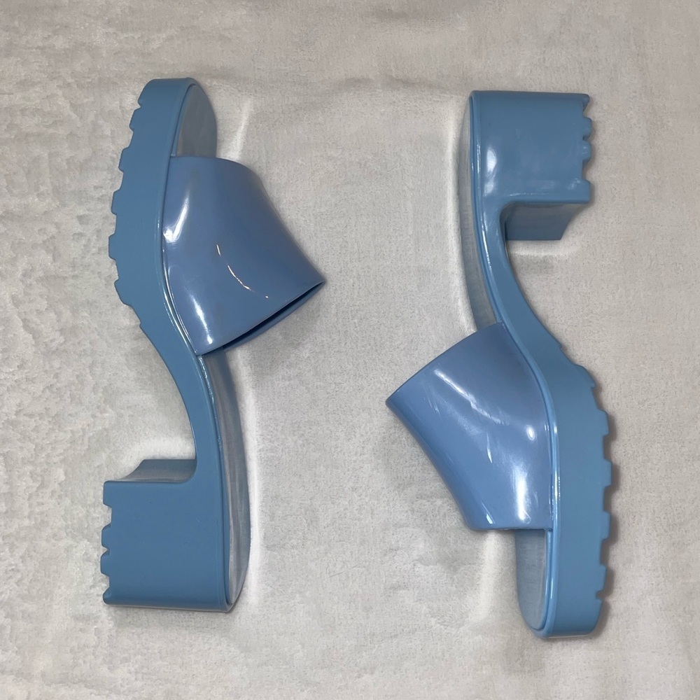 BNWOT Sz 9 Blue Heels Low Ardene Plastic Cute Slide Sandals Solid Stylish Mule - Picture 1 of 6